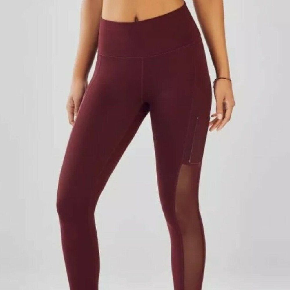 Fabletics On -The -Go High-Waisted Burgundy Mesh Leggings Size S